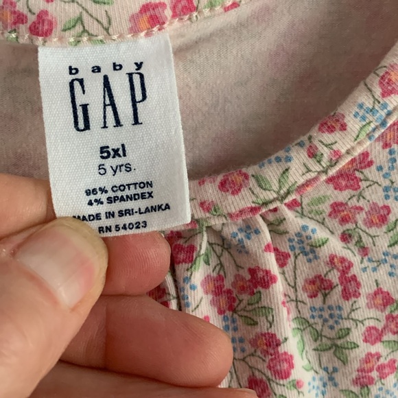 Baby Gap outfit - Picture 3 of 14